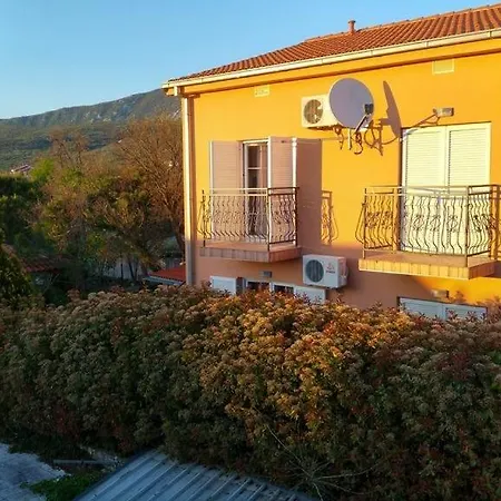 In With Terrace, Air Conditioning, Wifi Jadranovo