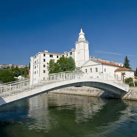 In With Terrace, Air Conditioning, Wifi * Jadranovo