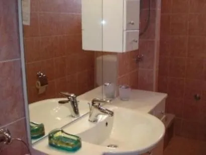 Lejlighed In With Terrace, Air Conditioning, Wifi Jadranovo