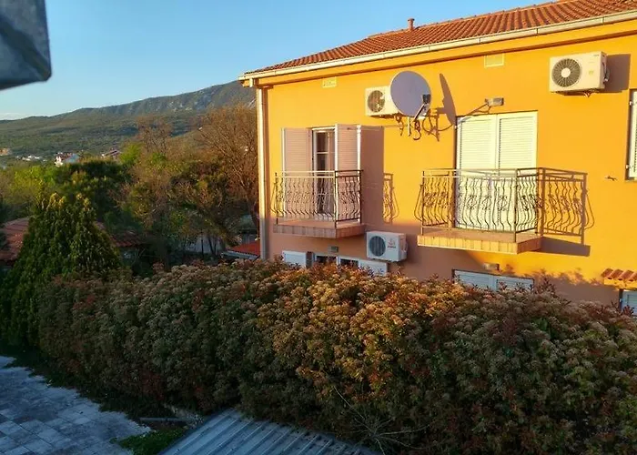 In With Terrace, Air Conditioning, Wifi Jadranovo
